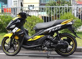 Bảng giá xe Nouvo FI RC 2015 mới của Yamaha